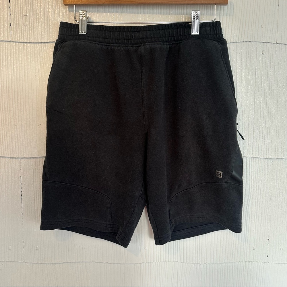 Layer 8 Men’s Black Sweat Shorts Athletic With Pockets Zipper Casual Comfort M